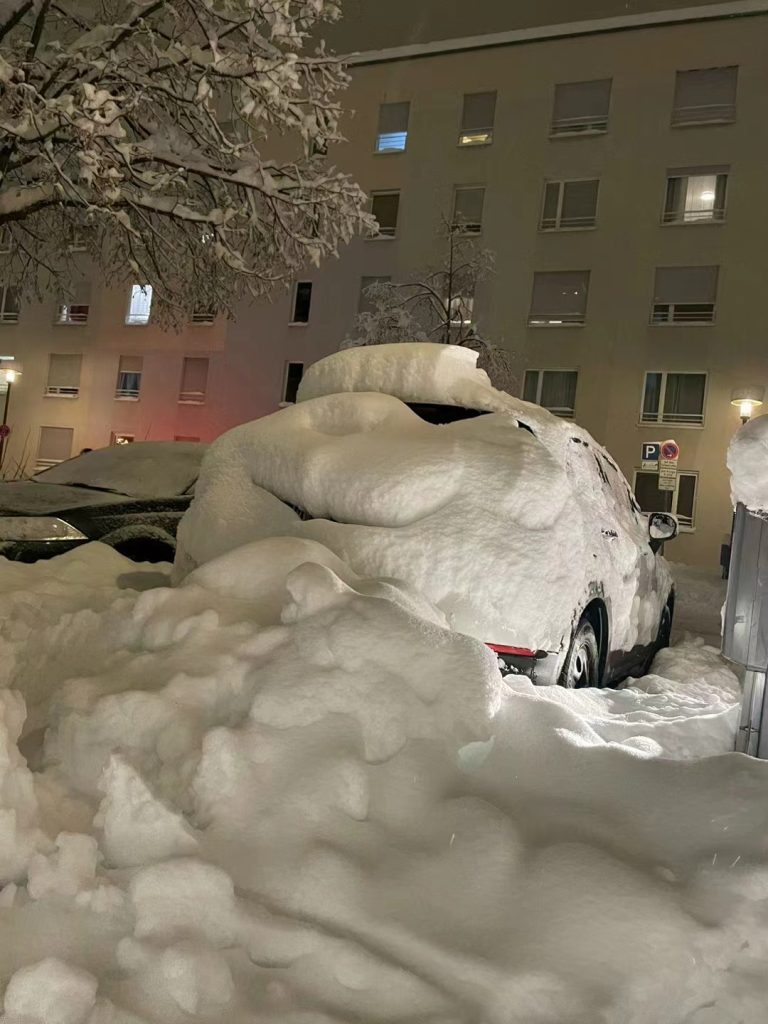 a heavy snowfall in Munich--helmets factory